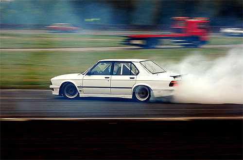 Available in higher resolution motomania autostream BMW E28 drift