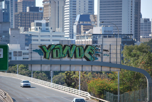 ‘Yanoe’
Captain Cook Bridge heading into the city.