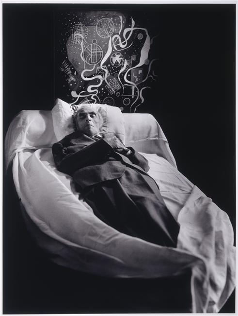 sealmaiden:

Rosa Klein (1900-1970)
Kandinsky on his deathbed 1944
