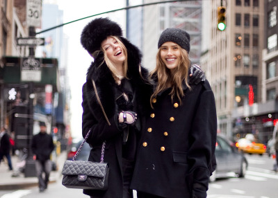 skye & taryn …makes me want to be in NY so bad!!