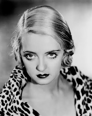 I love blonde Bette. I know she was never really comfortable as an ingenue, but I think she was gorgeous.