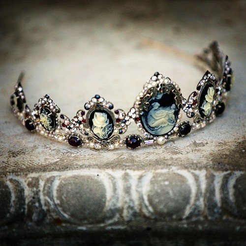 fuckyouregorgeous:  aprilethereal:  Drusilla tiara—Gothic headpiece, marcasite, garnet, cameo, pearls, rhinestones