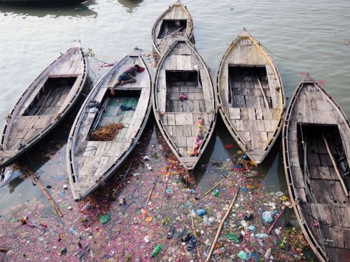 be Ganges+river+pollution+