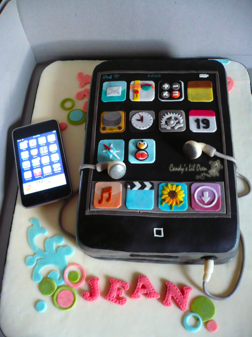 revolvers: Omg friggin' iPod Touch cake