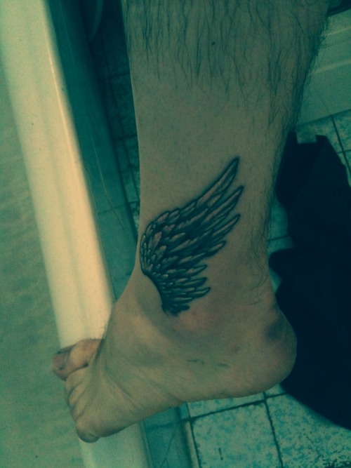 this is my first tattoo there's one on my other leg too hermes is my 