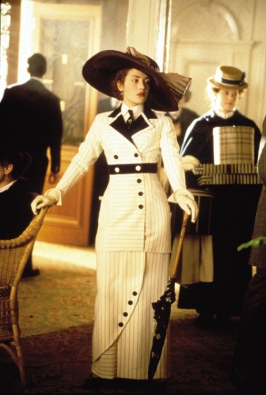 kate winslet titanic dress. Kate Winslet in Titanic.