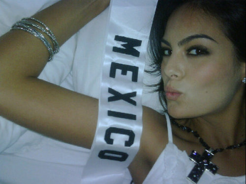 Miss Mexico Ximena Navarrete is a strong 