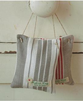 Lavender bags - love the string hanging solution.