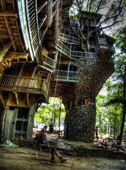 Minister&#8217;s Treehouse, Crossville, TN (by upload)