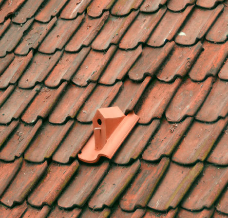 Birdhouse roofing tiles by Klaas Kuiken