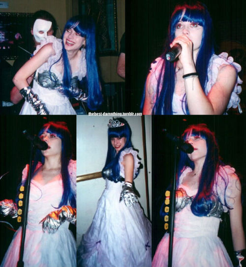 Avril Lavigne dressed up as a goth prom queen for Halloween 2002