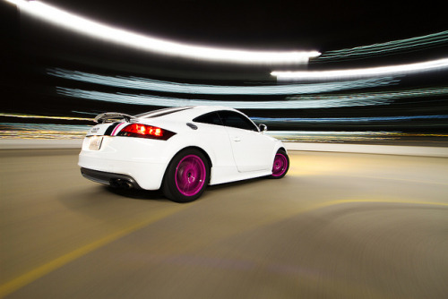 I can 8217t hate pink wheels on a white or black car
