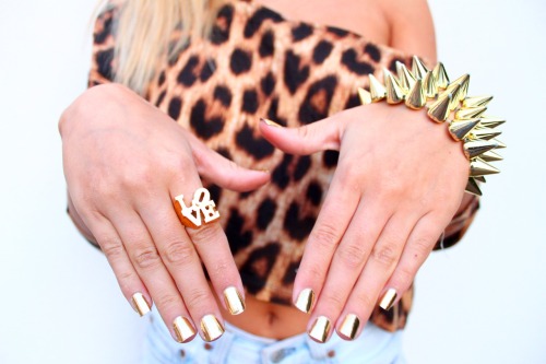 minx nails gold. My Minx gold nails and the