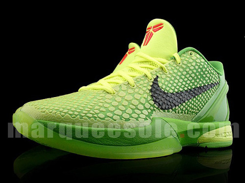 Kobe Bryant to wear Grinch Nike shoes on Christmas day against the Miami 