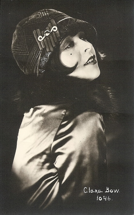 Vintage Clara Bow postcard