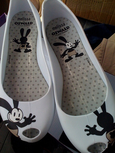 1 month ago 159 ♥ oswald the lucky rabbitdisneymelissa shoes