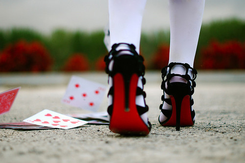 
“Ninguém jamais conquistou alguma coisa com lágrimas.” 
Alice in Wonderland
