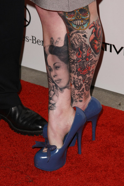 Kat Von Ds legs tattoo