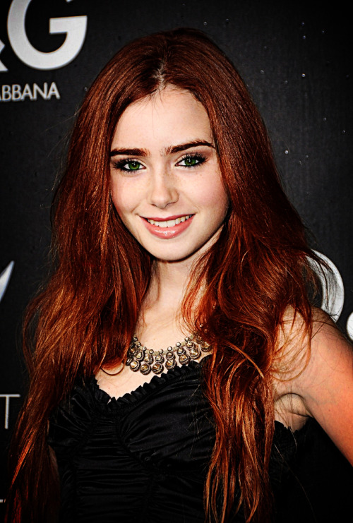 Lily Collins is Clary Fray P