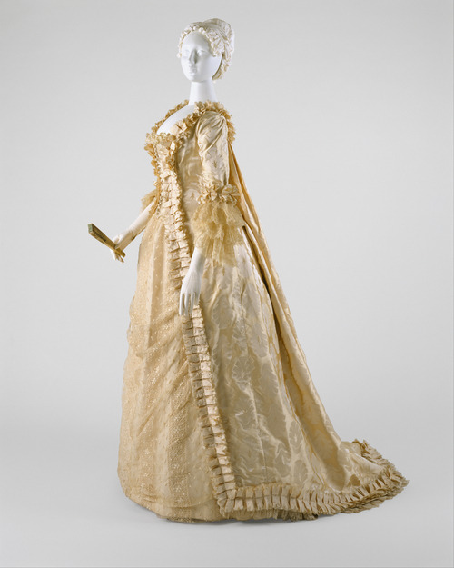Early 1880s wedding dress via The Costume Institute of The Metropolitan Museum of Art