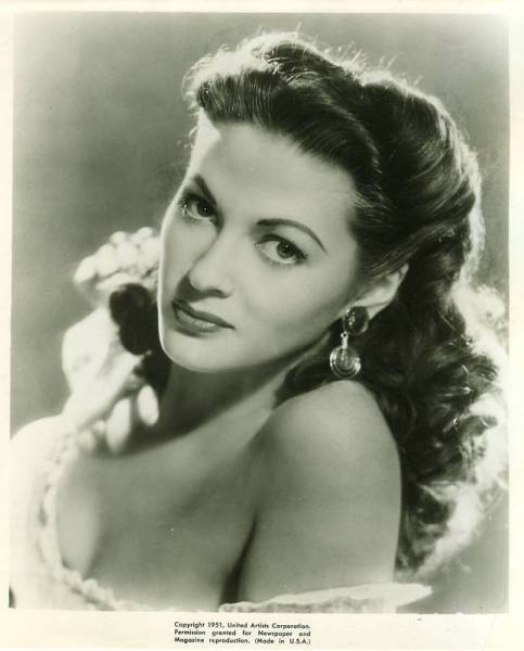 Yvonne De Carlo 1951