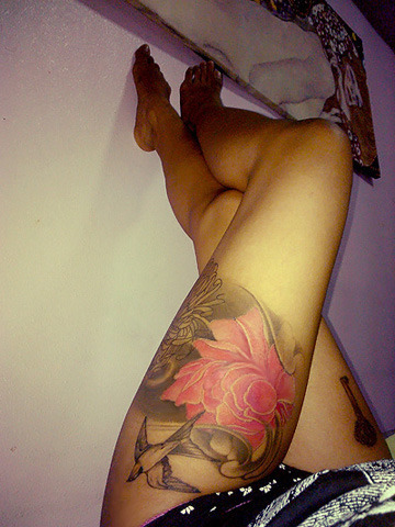 chrysanthemum flower tattoo. the chrysanthemum flower