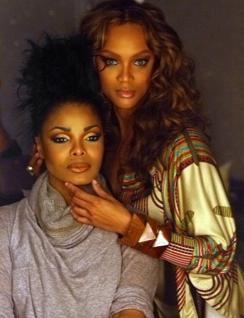 I can’t Tyra and Janet at once UGH!!! hunny dig my grave because I have seen all there is to see here! 