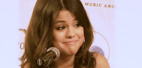  Selena Gomez gif interview 