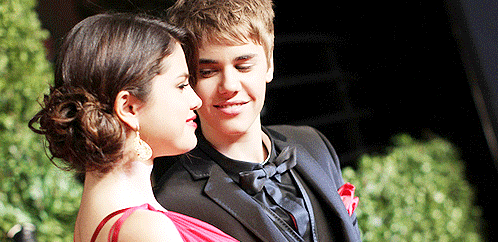 selena gomez e justin bieber namorando. Selena Gomez e Justin Bieber