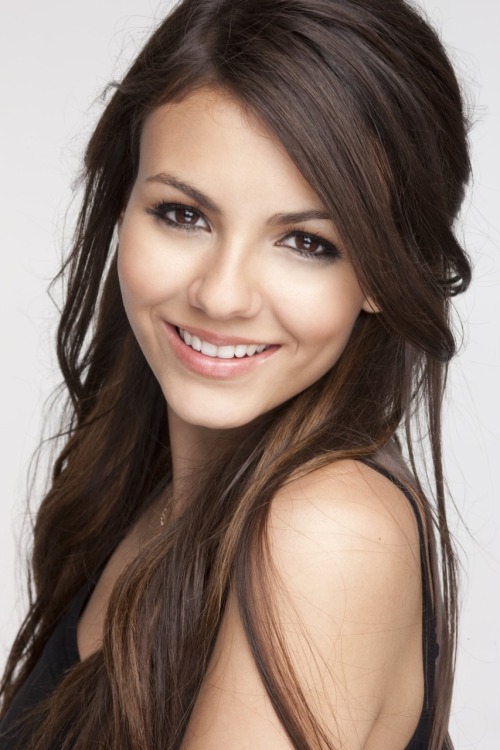 victoria justice modeling. Victoria Justice - Isn#39;t she