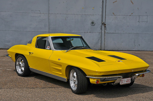 Posted 11 months ago Filed under chevrolet corvette c2 coupe stingray