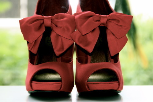 Who can ever do wrong with the perfect pair of red heels?