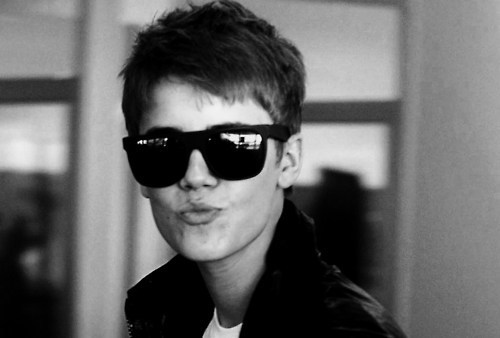 justin bieber black and white image. Tagged: Justin Bieber, Ray