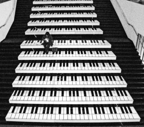 piano escalier