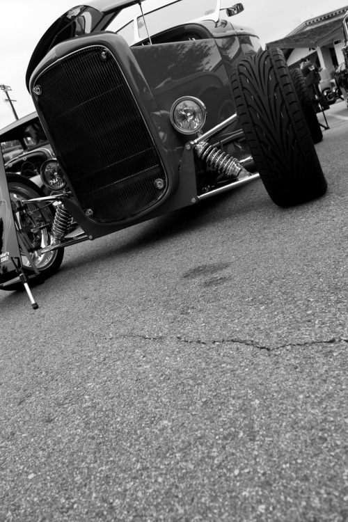 Tagged black and white photography canon canon eos rebel t2i car show