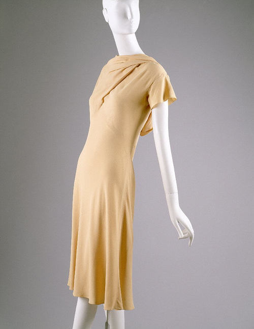 1930s day dress. #1930s #day dress #style