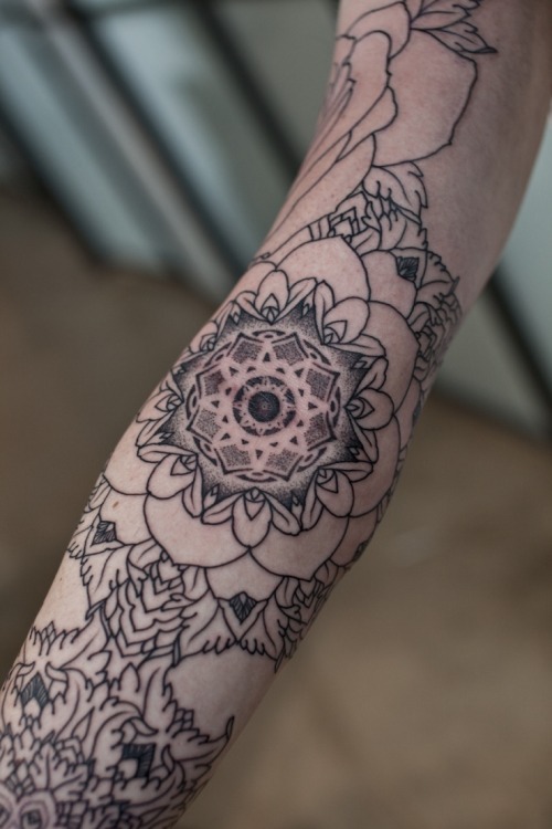  mandala tattoo sleeve 