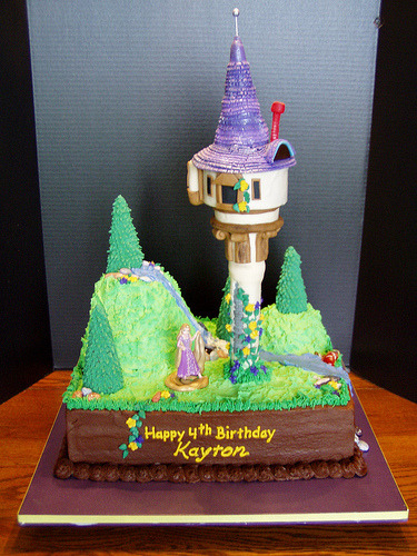 Kayton 8217s Tangled cake by hjshewmaker 