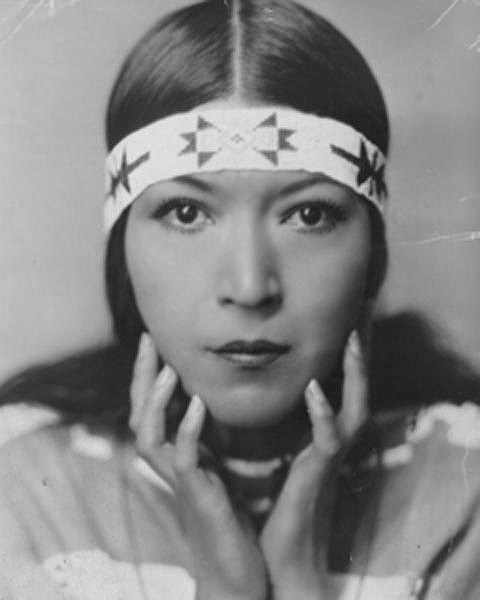 Molly Spotted Elk
Actress and dancer who gained success in New York and Paris in the 1920s and 30s.
Click here to read more about her extraordinary life