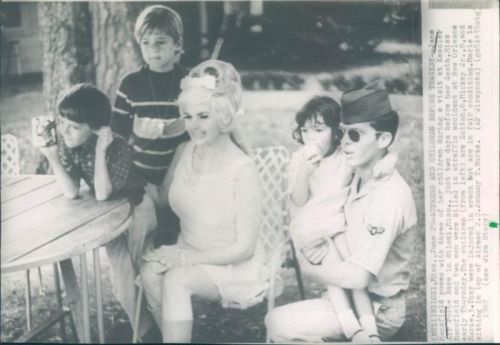 findadeath got more info and pictures The Death of Jayne Mansfield
