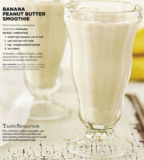 health-heaven:

Banana - Peanut butter smoothie :)
