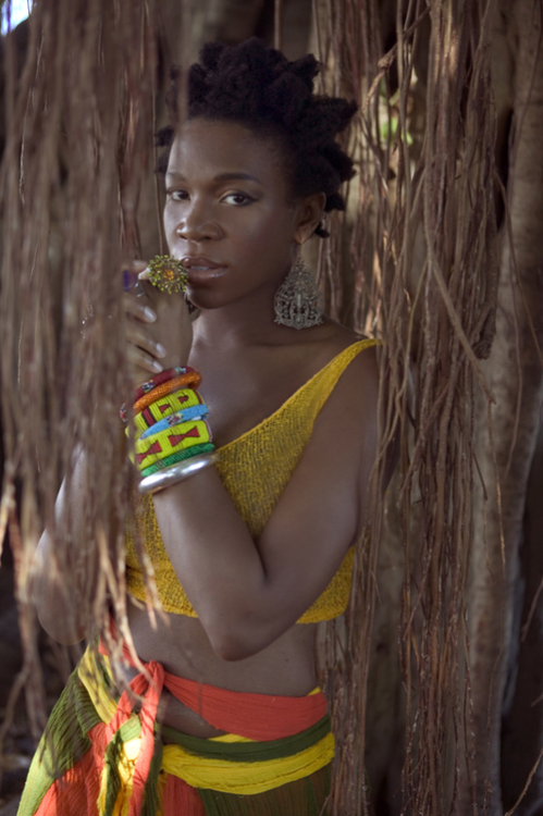 I’ll take everything India Arie is wearing. 

Oh, how do I miss her!