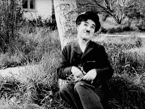 
Muito embora seu coração esteja doendo, sorria. Charlie Chaplin
