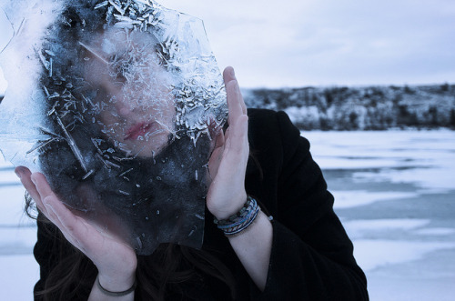 moanarch:

Let’s face it, it’s winter by Tasha Maríe

