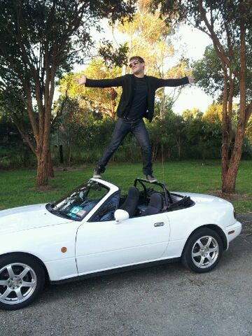 MX5 PRIDE YO No stance no roof no worries 6 notes 4 months ago