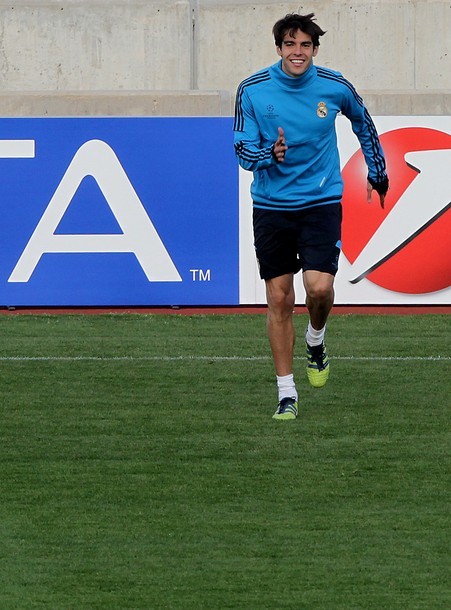 In good spirits :o)
Training in Nicosia, 26.03.2012(via Photo from Getty Images)