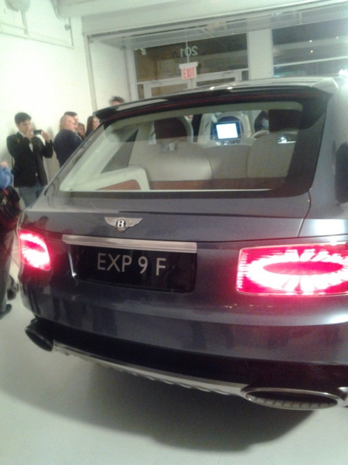 Home Eye Candy The back of the bentley suv exp9f