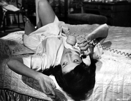 Эротические фотошедевры 1950-х Zena Marshall